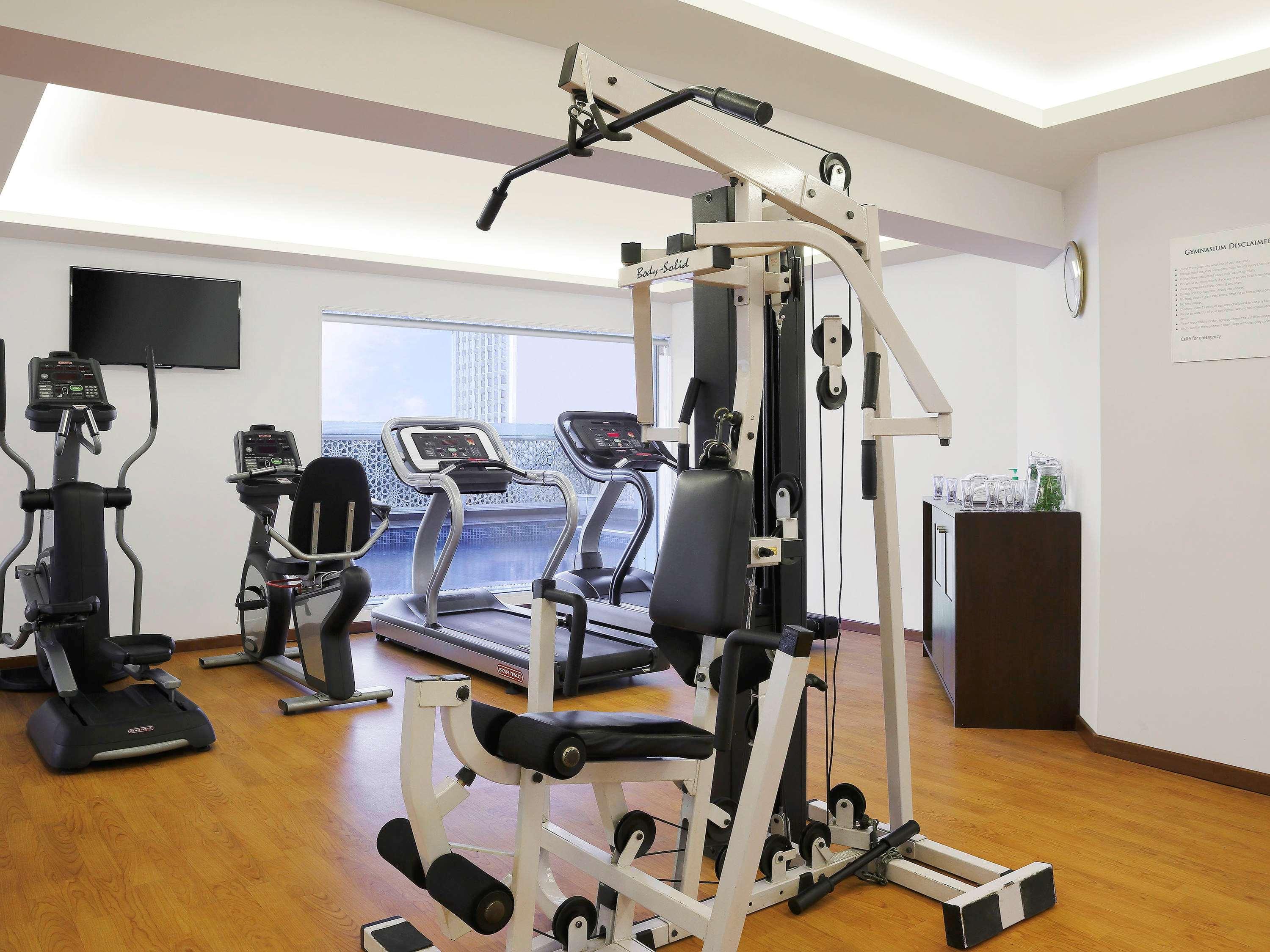 Grand Mercure Vadodara Surya Palace Kültér fotó