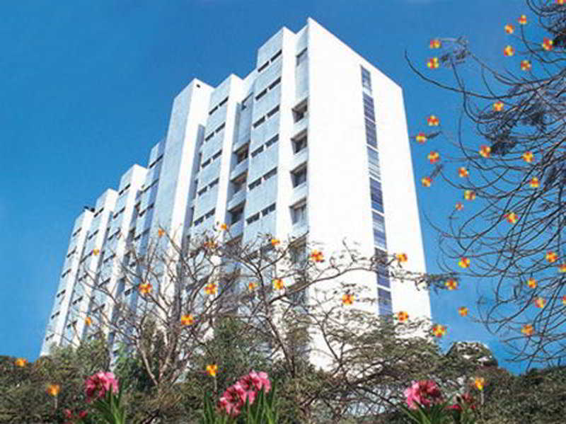 Grand Mercure Vadodara Surya Palace Kültér fotó