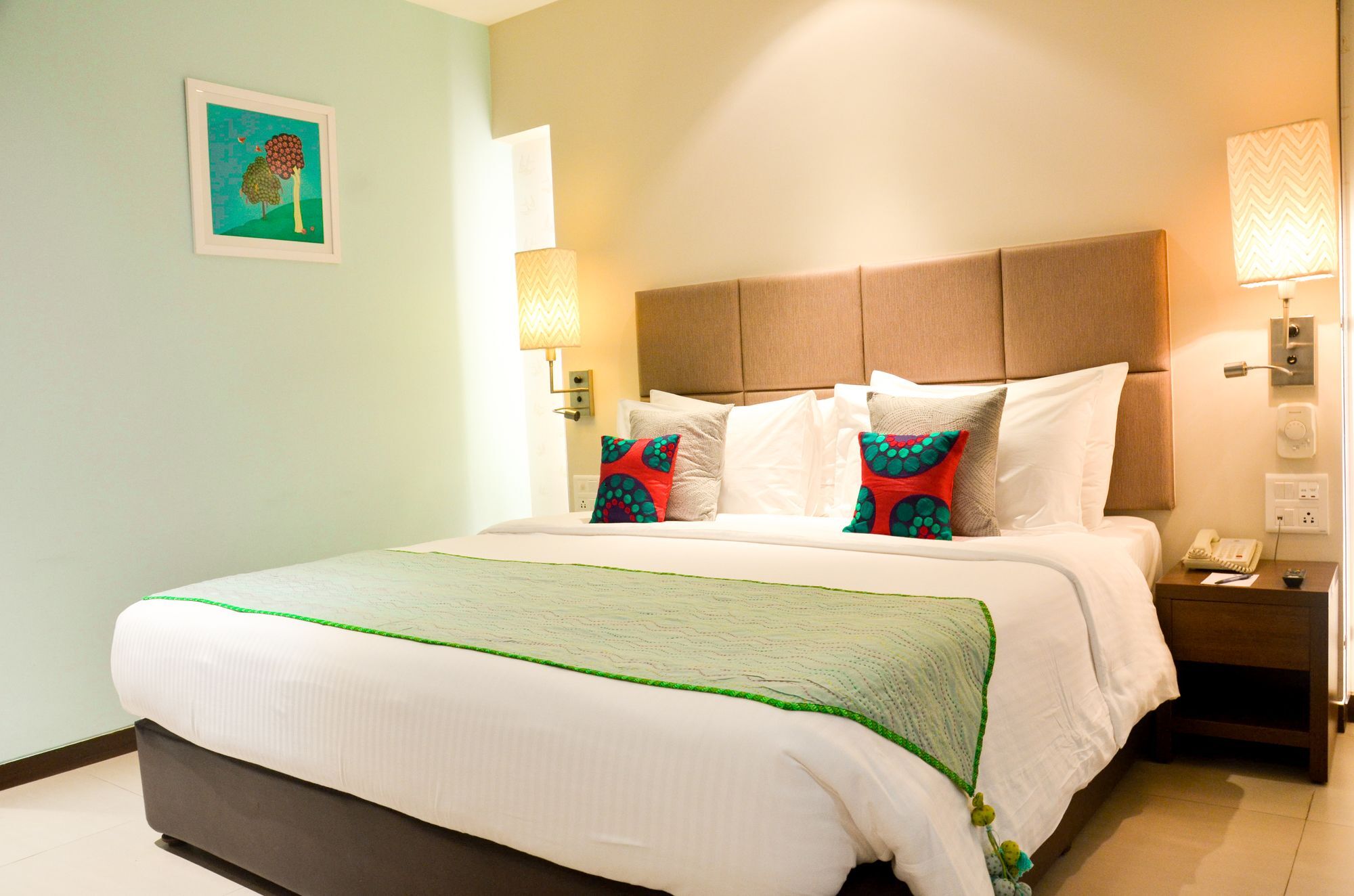 Grand Mercure Vadodara Surya Palace Kültér fotó